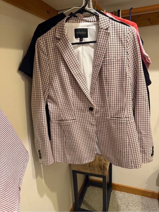 Banana Republic Jackets & Blazers - Banana Republic Pink and Navy Checked Blazer